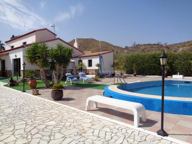 Country house in Arboleas, Almería