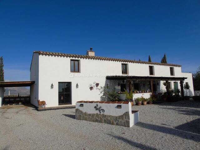 Country house in Velez Rubio, Almería