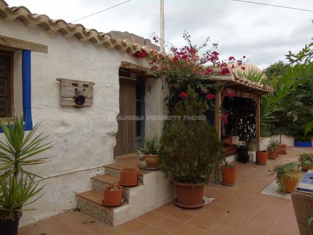 APF-5269: Country house for Sale in Las Juntas (Velez Blanco), Almería