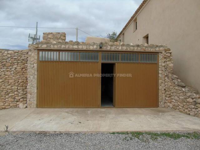 APF-5269: Country house for Sale in Las Juntas (Velez Blanco), Almería