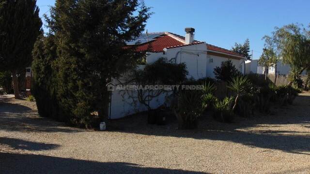 APF-5599: Villa for Sale in Las Labores, Almería