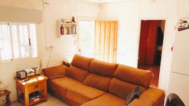 APF-5686: Country house for Sale in Lijar, Almería