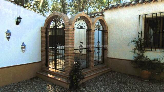 APF-5580: Country house for Sale in Velez Rubio, Almería