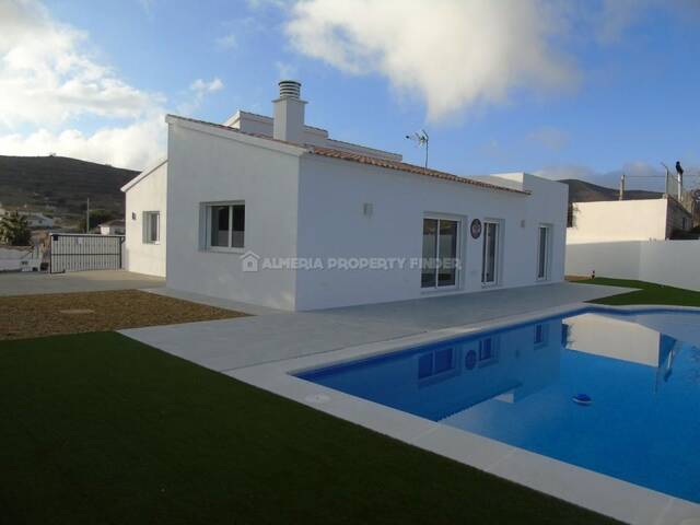 APF-3380: Villa for Sale in Arboleas, Almería