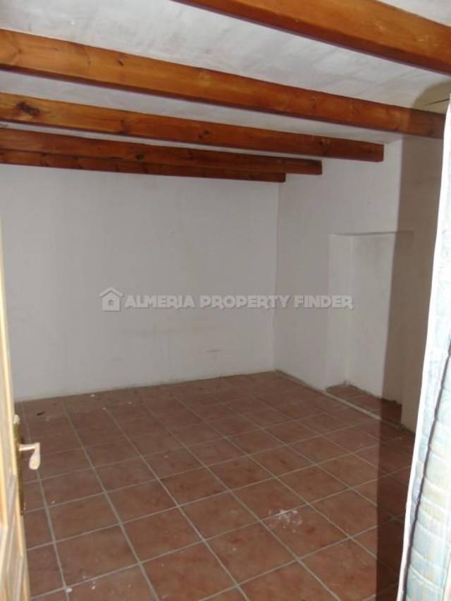 APF-16: Country house for Sale in Albanchez, Almería
