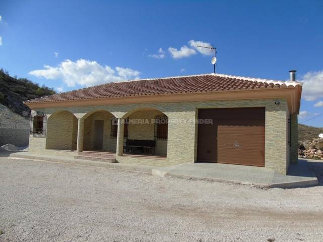 Villa in Oria, Almería