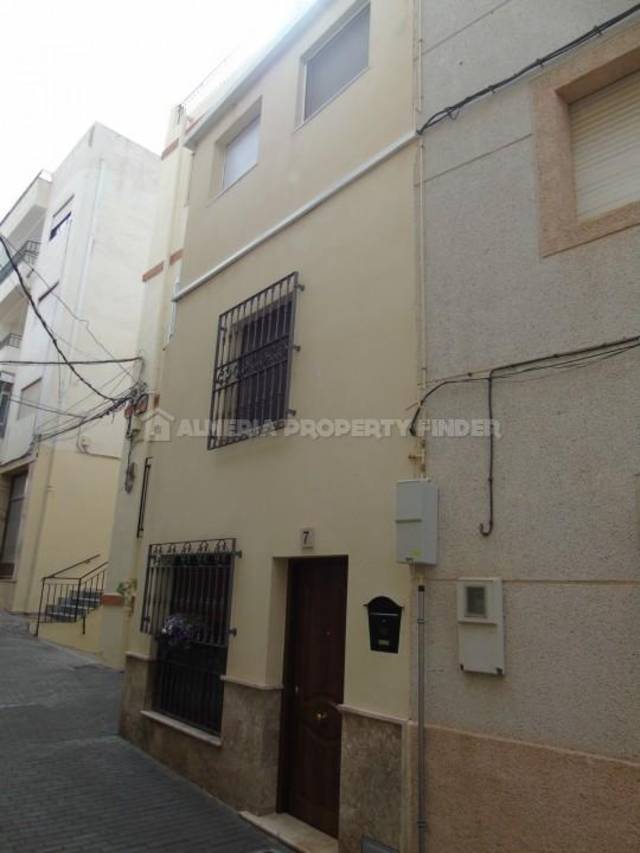 Town house in Albox, Almería