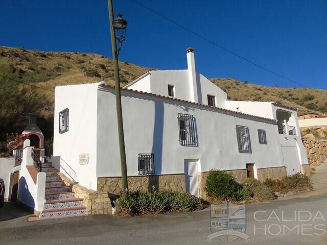 Cortijo Margo: Country house for Sale in Albanchez, Almería