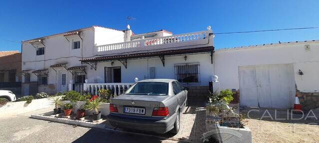 Town house in Albox, Almería