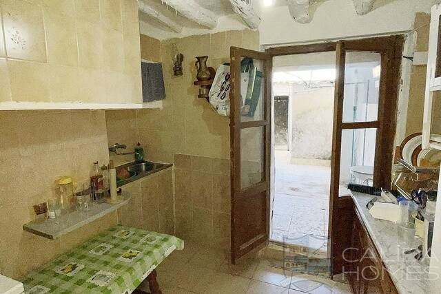Casa Frank: Town house for Sale in Albanchez, Almería