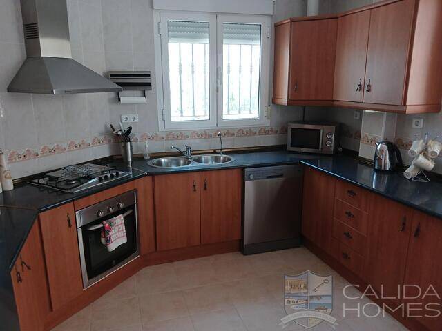 Villa Jacinta: Villa for Sale in Arboleas, Almería