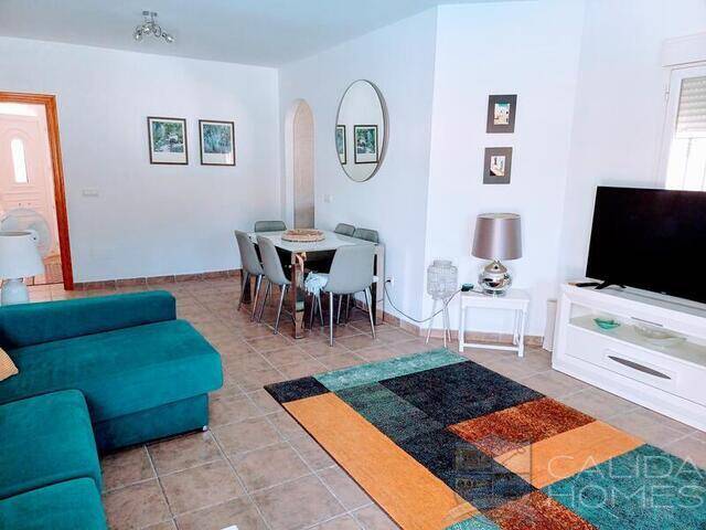 Villa Rumba: Villa for Sale in Arboleas, Almería