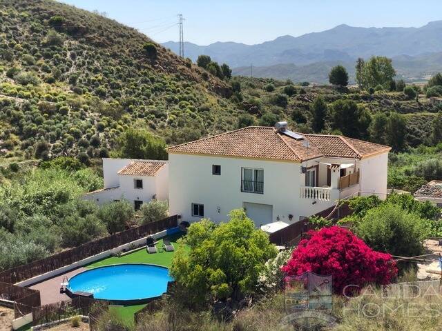 Casa Rosa: Villa for Sale in Los Gallardos, Almería