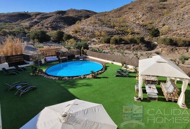 Casa Rosa: Villa for Sale in Los Gallardos, Almería