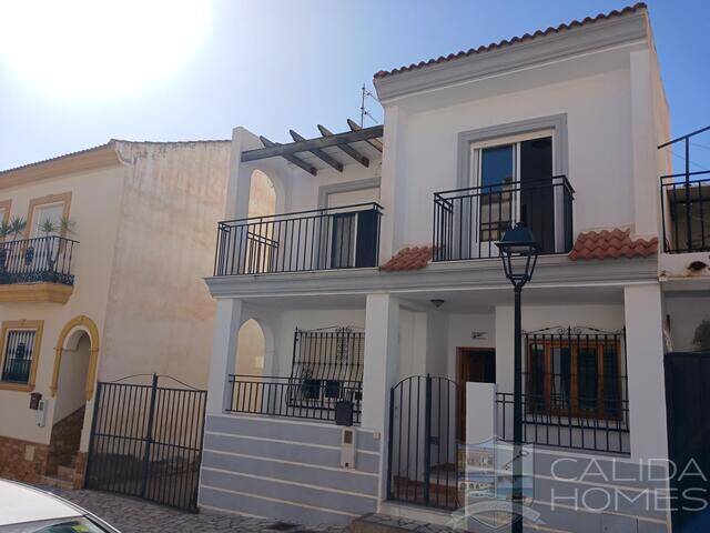 Town house in Arboleas, Almería