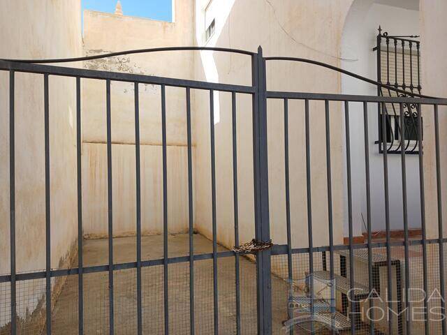 Casa Centro: Town house for Sale in Arboleas, Almería