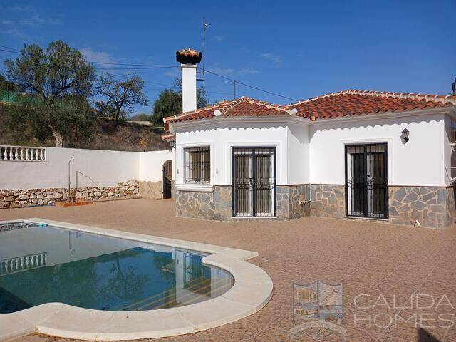 Villa Levante: Villa for Sale in Arboleas, Almería