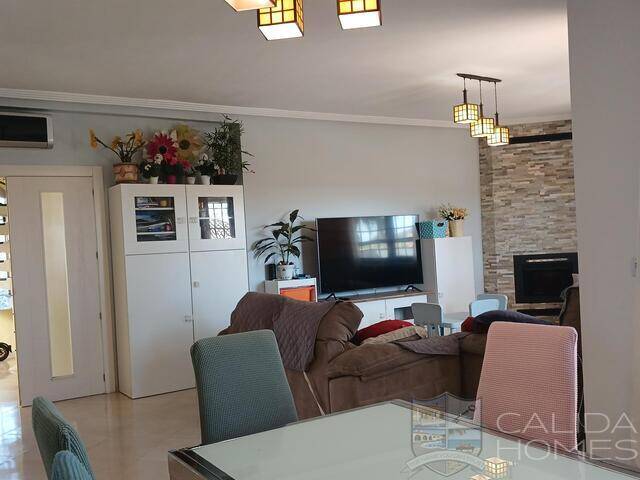 Villa Lotus: Villa for Sale in Arboleas, Almería