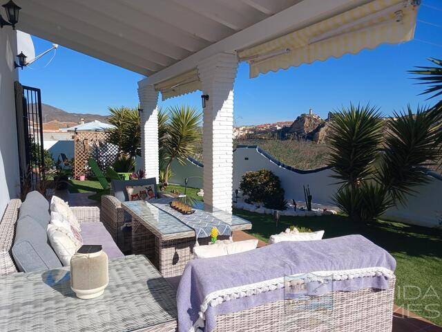 Villa Serene: Villa for Sale in Arboleas, Almería