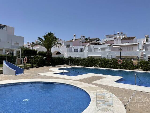 Casa Blanco: Town house for Sale in Vera Playa, Almería