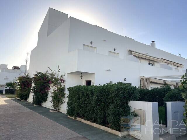 Casa Blanco: Town house for Sale in Vera Playa, Almería