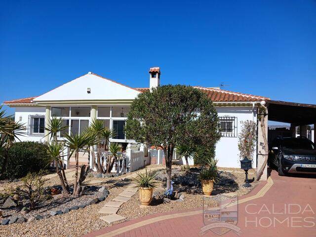 Villa Anthony: Villa for Sale in Arboleas, Almería