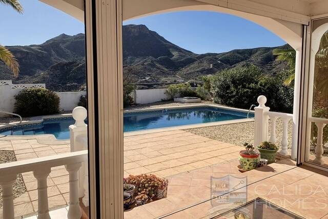 Casa Vista Magnifica: Villa for Sale in Arboleas, Almería