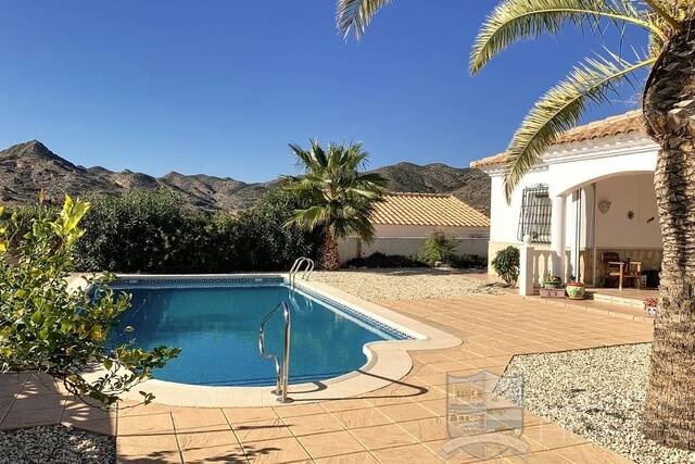 Casa Vista Magnifica: Villa for Sale in Arboleas, Almería