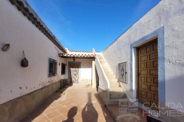 Villa Carrie: Villa for Sale in Los Martinez (Sorbas), Almería