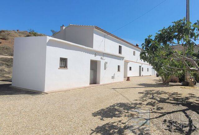 Cortijo Taberno: Country house for Sale in Taberno, Almería