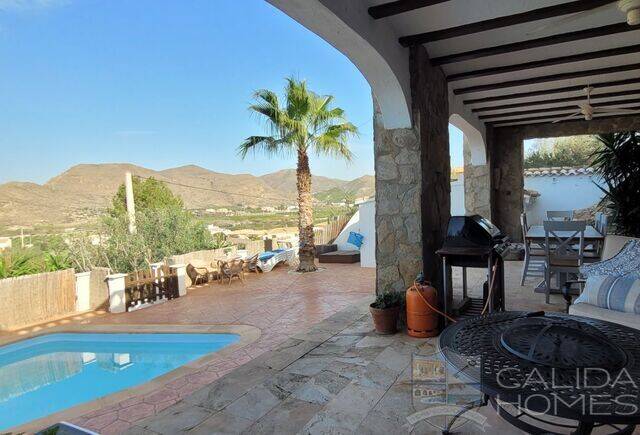 Cortijo Flounders: Country house for Sale in Cantoria, Almería