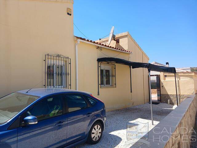 Villa Luna: Villa for Sale in Arboleas, Almería