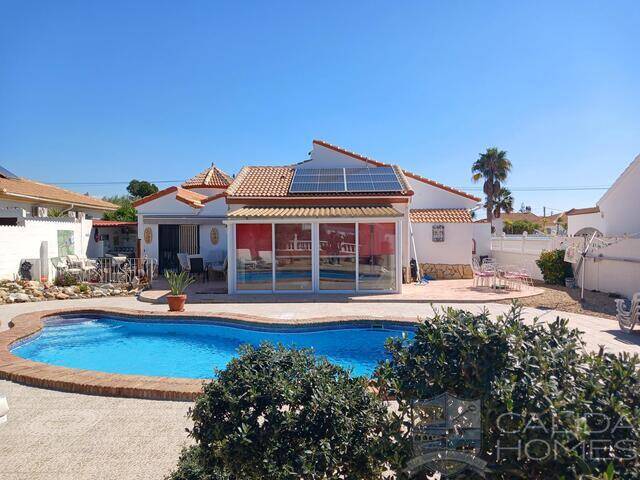 Villa Rosebud: Villa for Sale in Arboleas, Almería