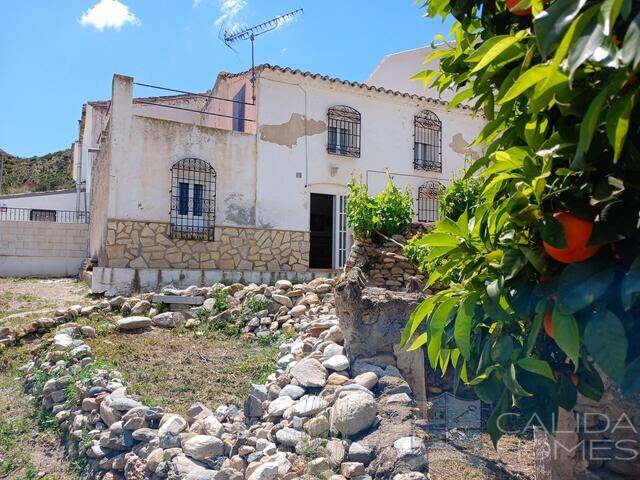 Country house in Arboleas, Almería