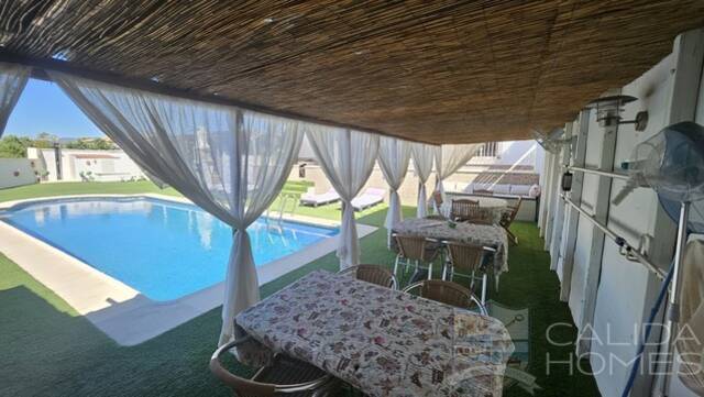 Villa Zinnia: Villa for Sale in Partaloa, Almería