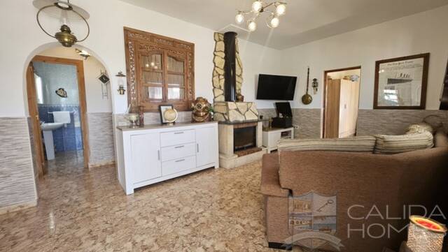 Villa Zinnia: Villa for Sale in Partaloa, Almería
