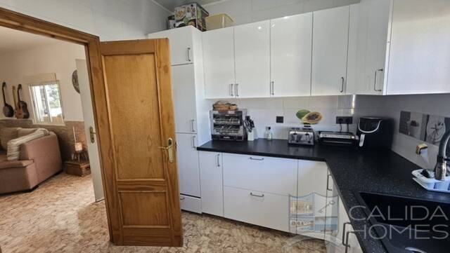Villa Zinnia: Villa for Sale in Partaloa, Almería