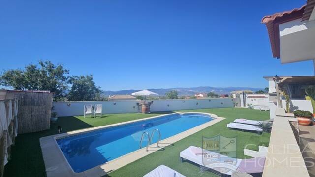 Villa Zinnia: Villa for Sale in Partaloa, Almería