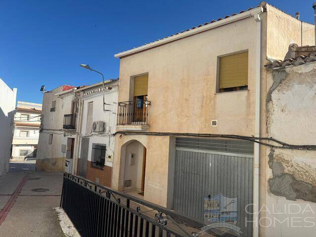 Casa Pedro: Town house for Sale in Purchena, Almería