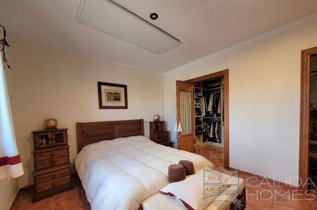 Villa Rustica: Villa for Sale in Mojácar Playa, Almeria