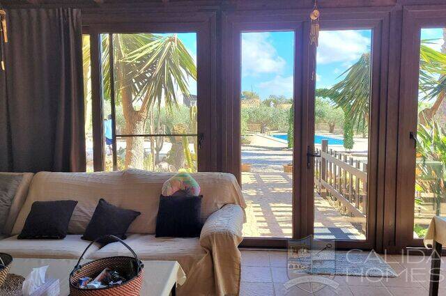 Villa Rustica: Villa for Sale in Mojácar Playa, Almeria
