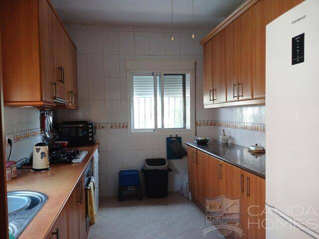 Villa Hibiscus: Villa for Sale in Arboleas, Almería