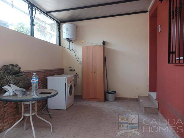 Villa Acacia: Villa for Sale in Arboleas, Almería