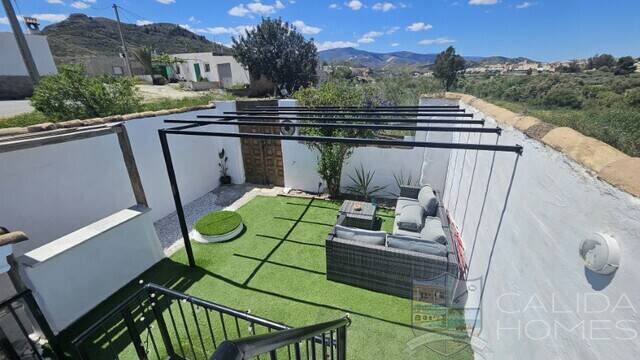 Finca Floral: Town house for Sale in Fines, Almería