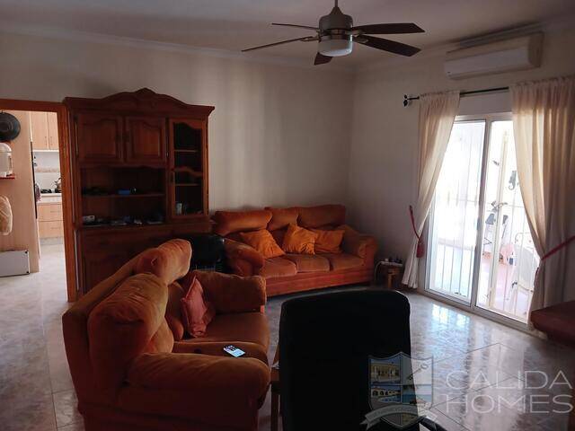 Villa Luna: Villa for Sale in Arboleas, Almería