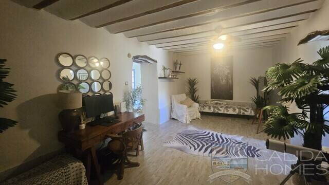 casa chic: Country house for Sale in Cantoria, Almería