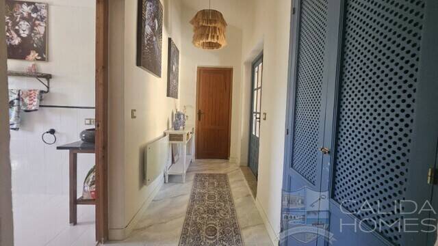 casa chic: Country house for Sale in Cantoria, Almería