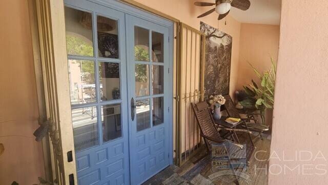 casa chic: Country house for Sale in Cantoria, Almería