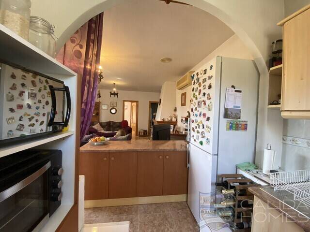 Villa Del Carmen: Villa for Sale in Somontin, Almería