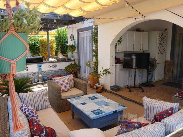 Villa Alegria: Villa for Sale in Arboleas, Almería